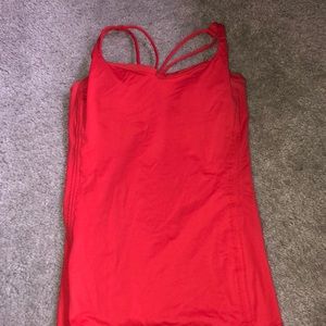 Red lululemon tank top size 6